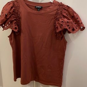 ✨EXPRESS tank lace cap sleeves SIZE M✨